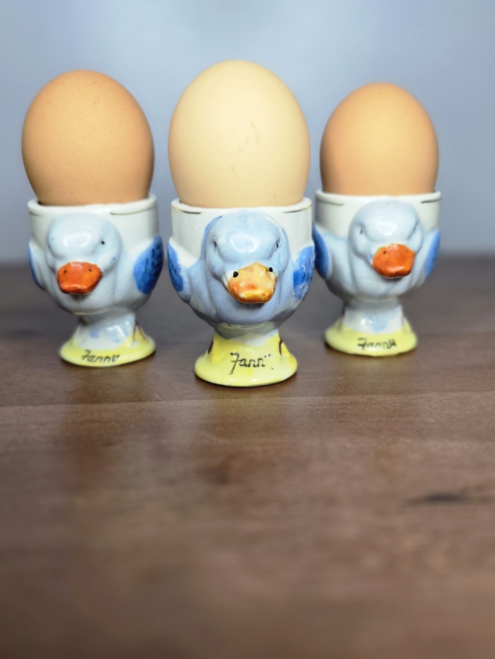 Cute! 1950s Fanny Farmer Ceramic Soft Boiled Egg Cups with Gold Rim - Set of 3